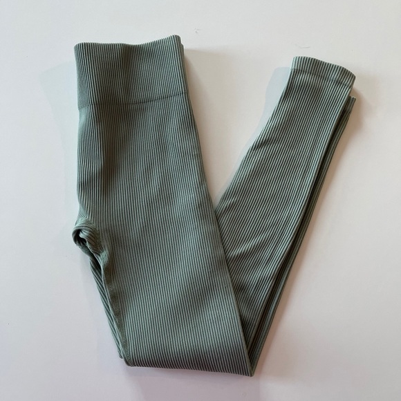 Dynamite Pants - Ribbed high-waist leggings